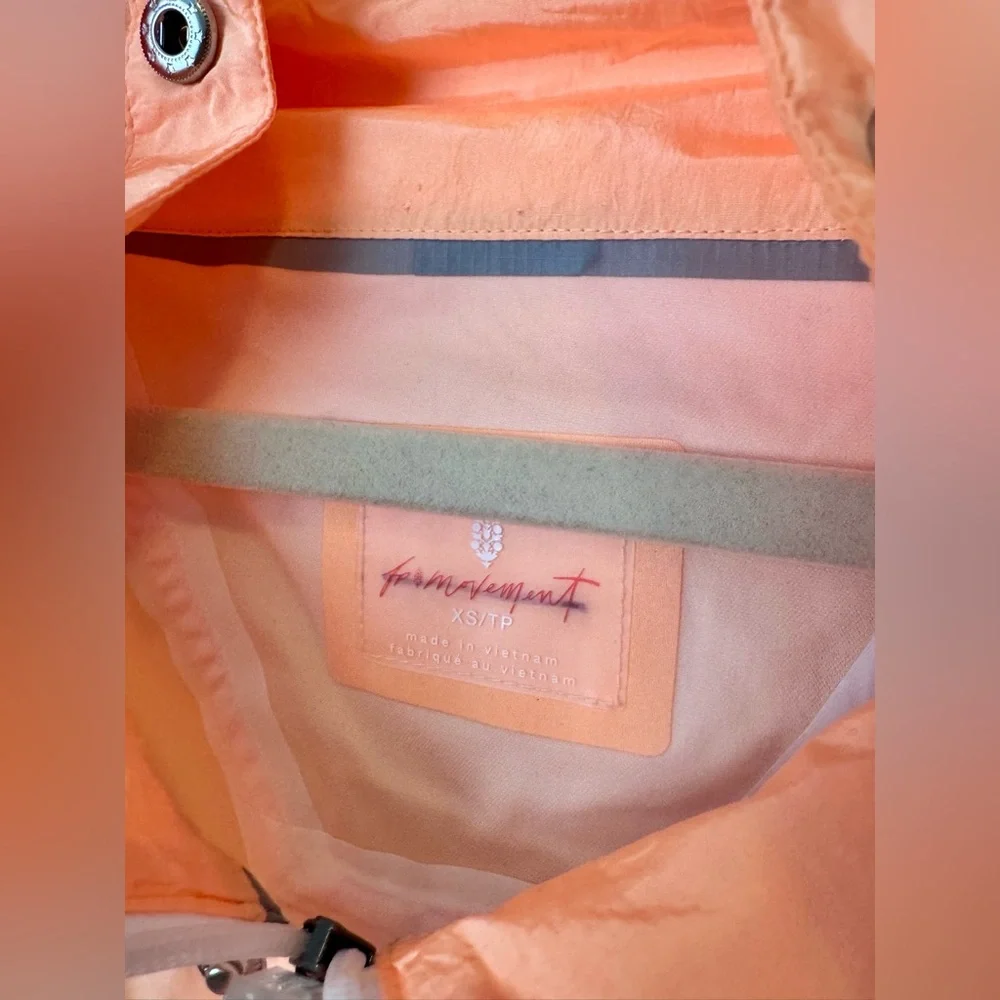 Free People windbreaker - Picture 6 of 10